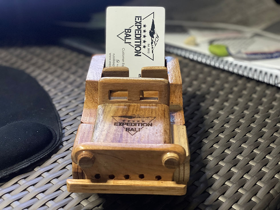 Thumbnail: Custom-Engraved Expedition 4x4 Jeep Model