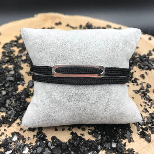 Miniature : BRACELET PLAQUE RECTANGULAIRE ARGENT et LIEN NOIR