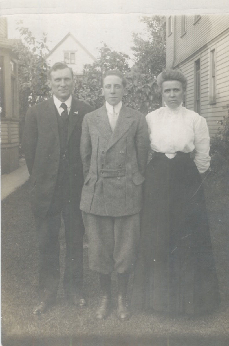 Buch Family.