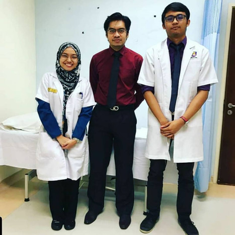 teaching medical students.jpeg