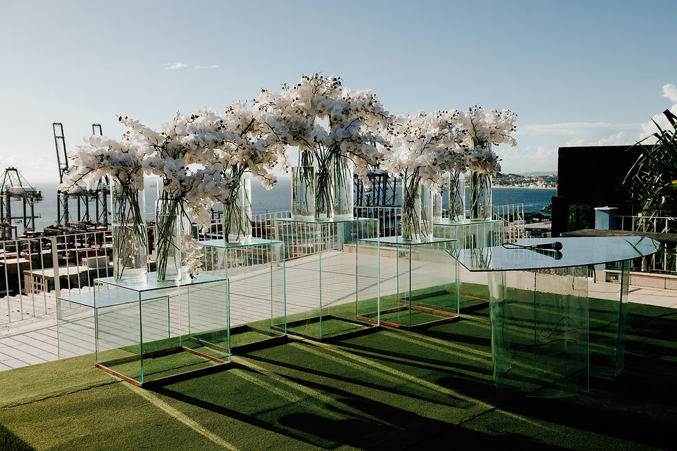 Miniatura: Mesa cubo em Vidro c/ Rodapé em Madeira