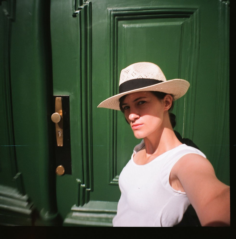 Thumbnail: Lomography Color 100 120 film