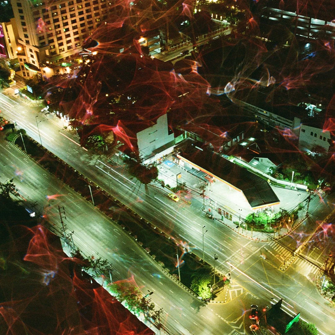 Revolog Echo 35mm special effects film Decisive Moment