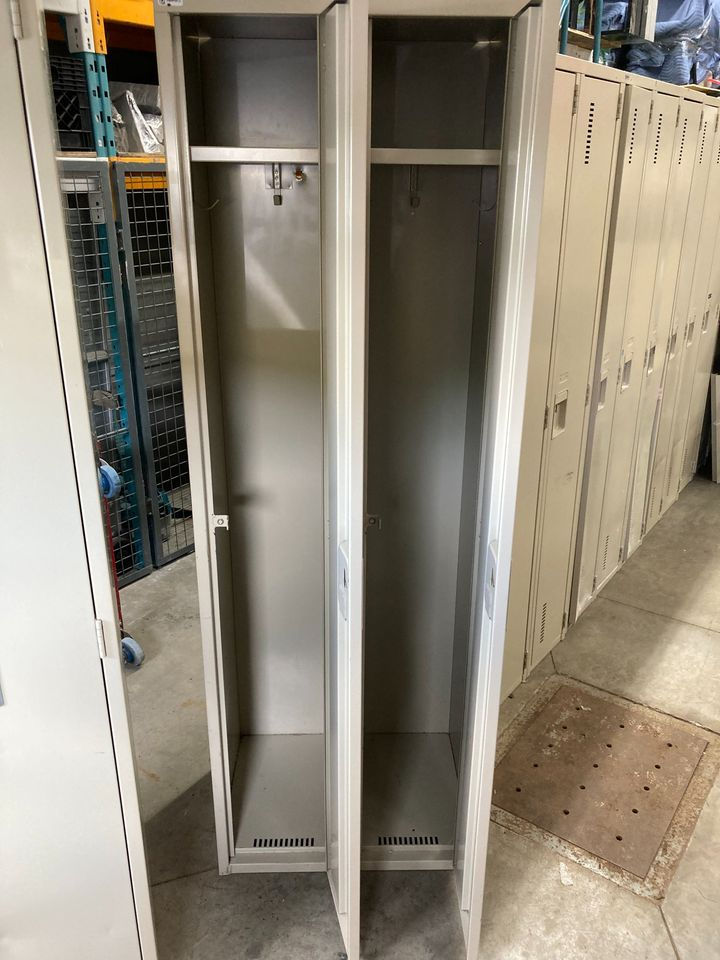 Thumbnail: Used lockers