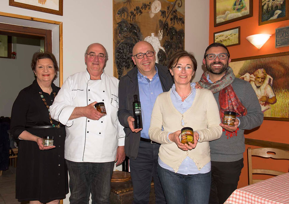 Olijfolie en tapenades van de familie Ursini