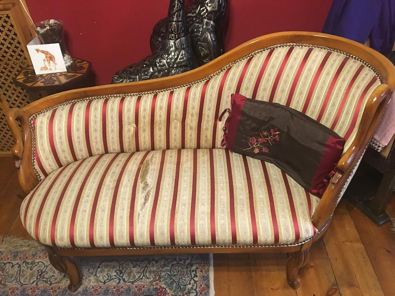 Chaise Longue before restoration