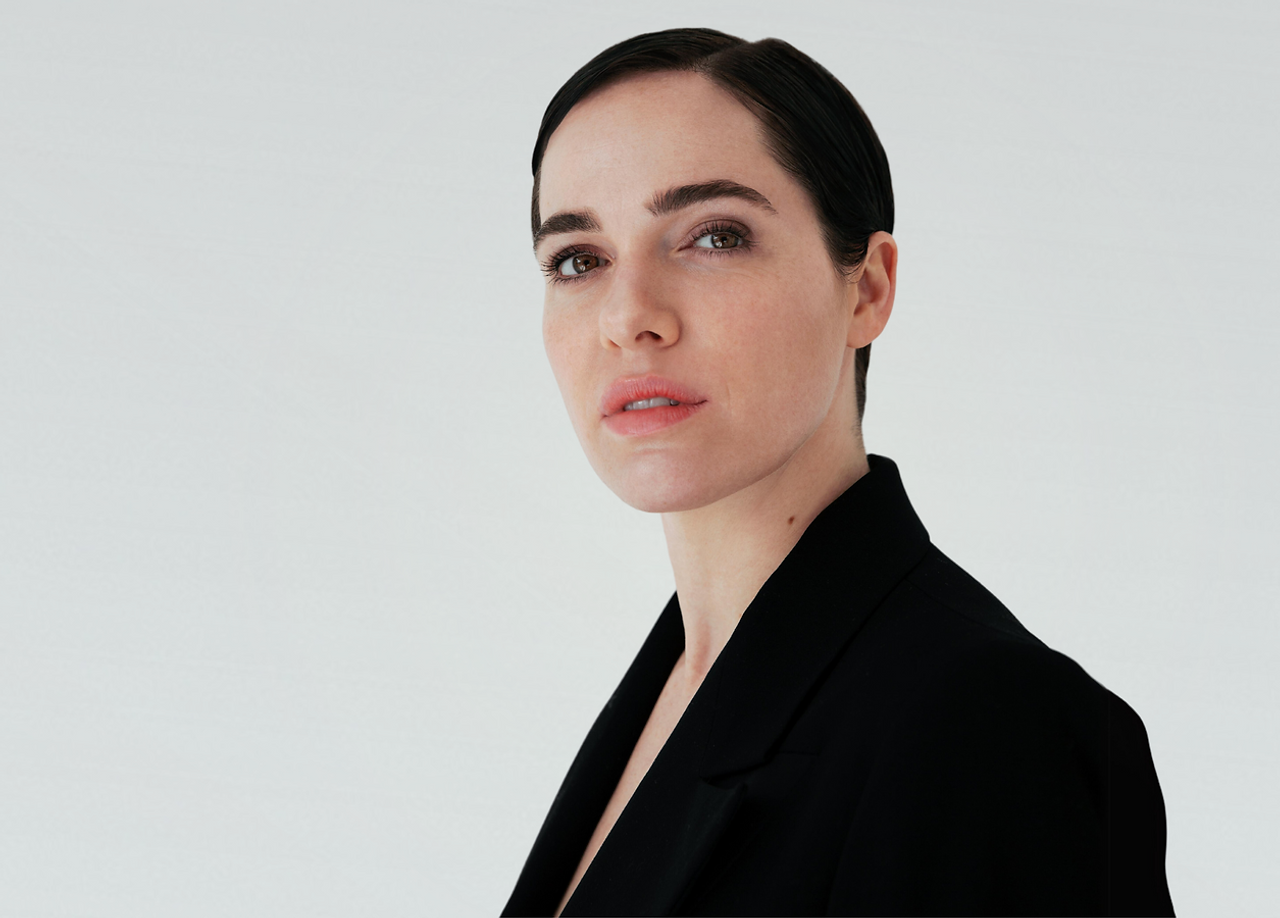 Verena wide.png