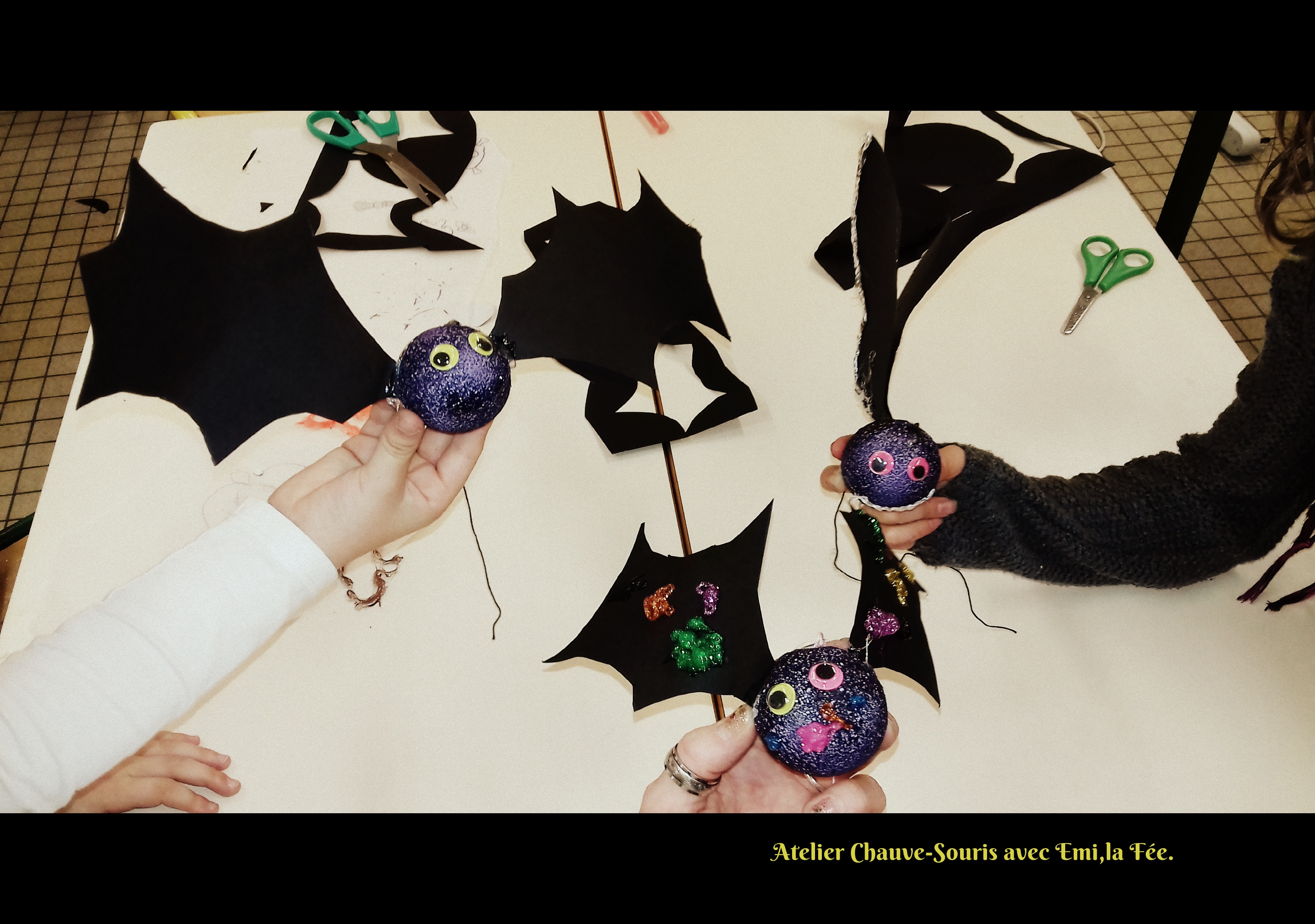 Chauve-Souris_-_Emi,la_Fée_avec_les_enfa