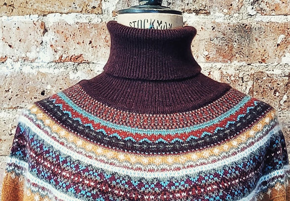 pull 100% laine à motif, col roulé