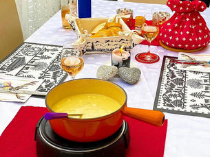 The Janshaw’s Swiss Fondue ✨