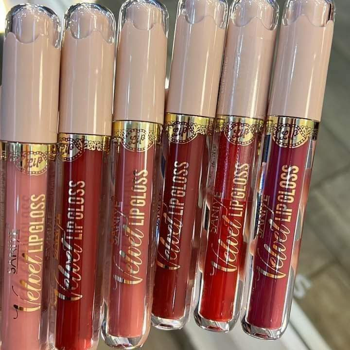 Miniatura: Lip gloss velvet saniye