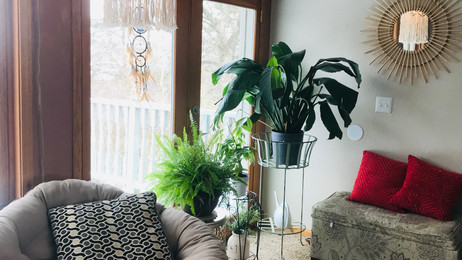 Friday FINDS--MACRAME LAMP and some nostalgia