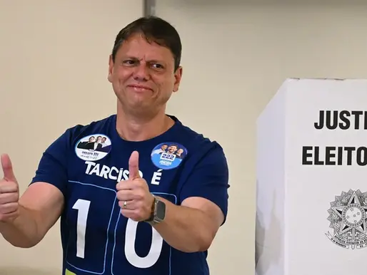 Tarcísio de Freitas é reeleito governador de São Paulo no primeiro turno das eleições de 2026