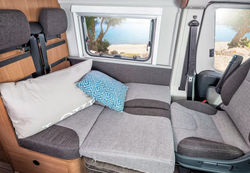 Schlafen-oder-sitzen-1024x711 (1)