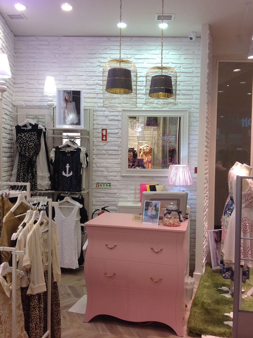 Molly Bracken - Colombo Lisboa