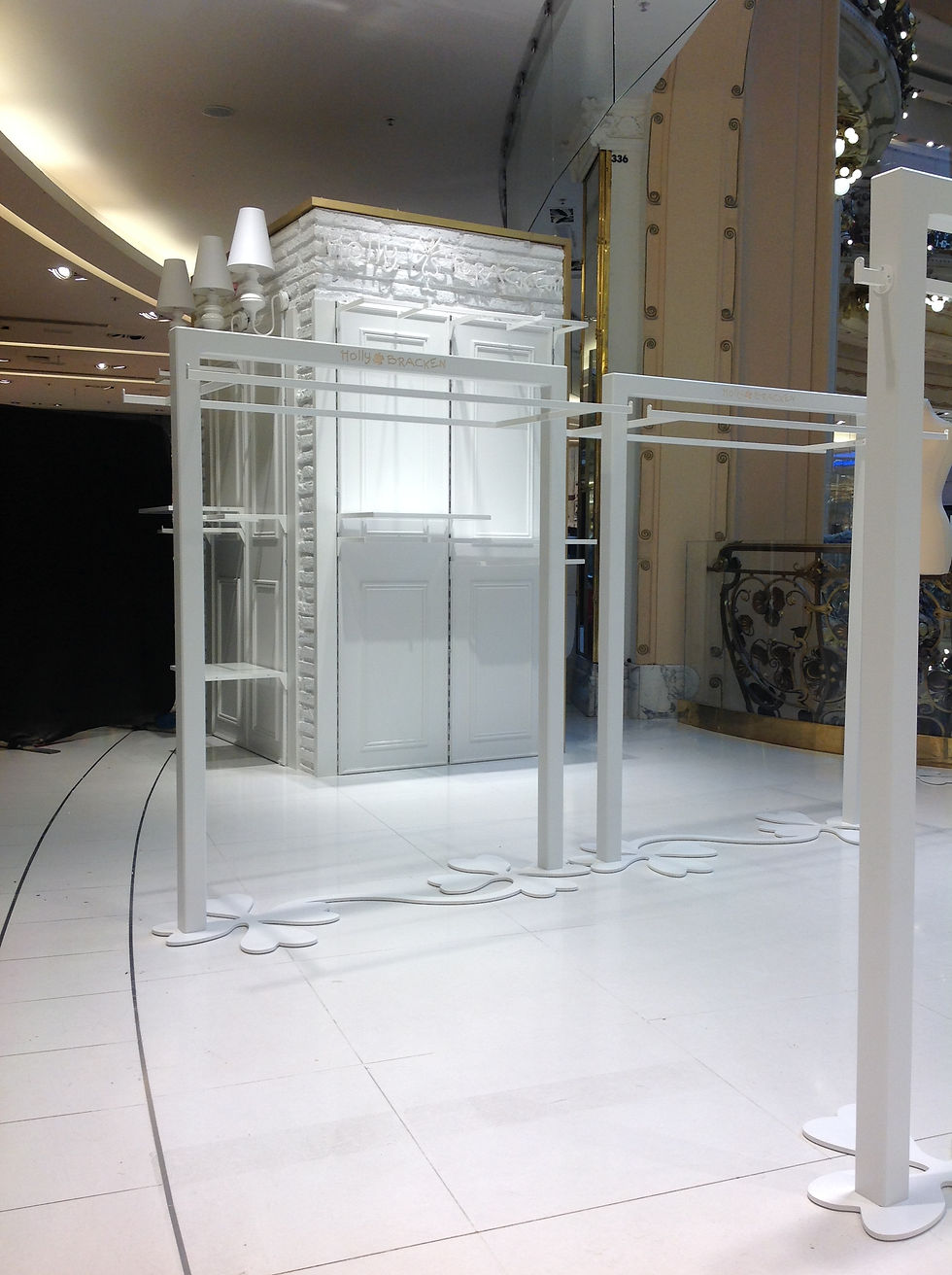 Molly Bracken - Galeries Lafayette Paris