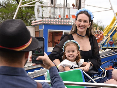 Com a volta do sol, Dia da Criança foi de intenso movimento na 40ª Oktoberfest