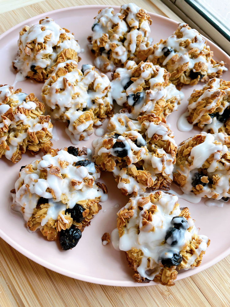 Lemon Blueberry Granola Clusters