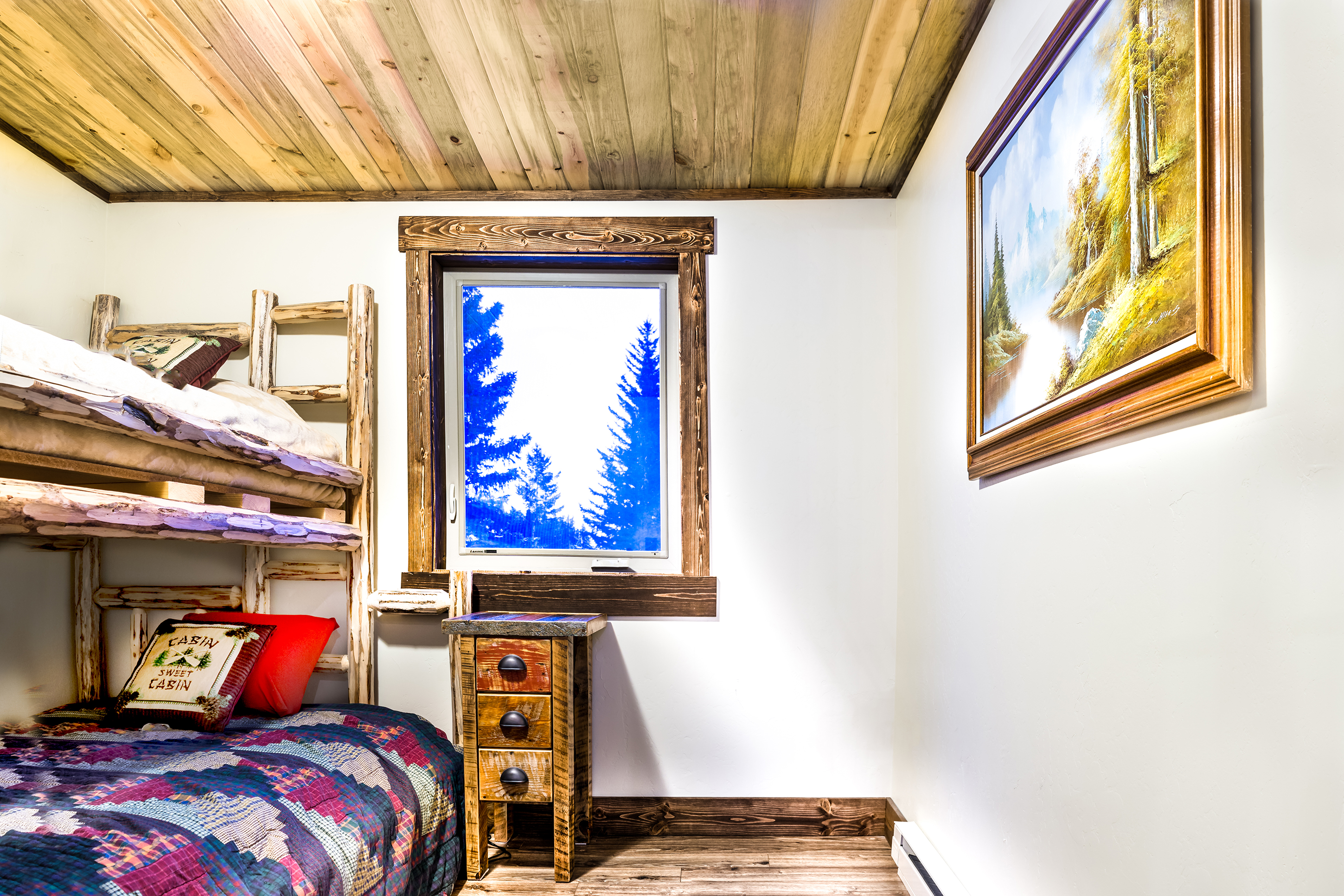 Montana Cabin Guest Room