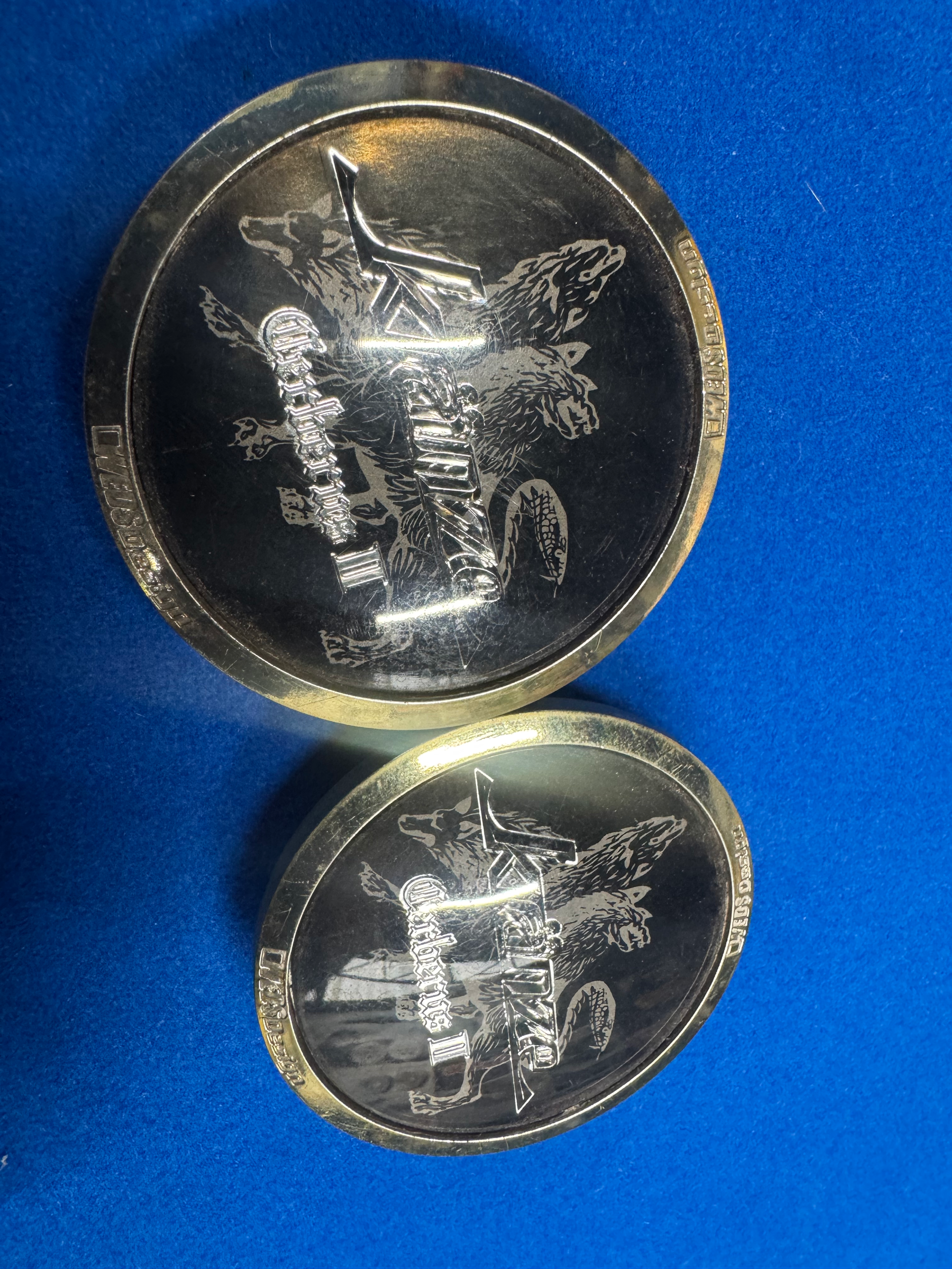 Weds Cerberus 2  gold center caps (pair)