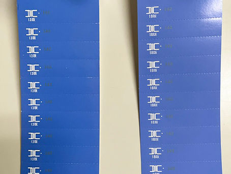 お客様から色チップをお預かりして色校正