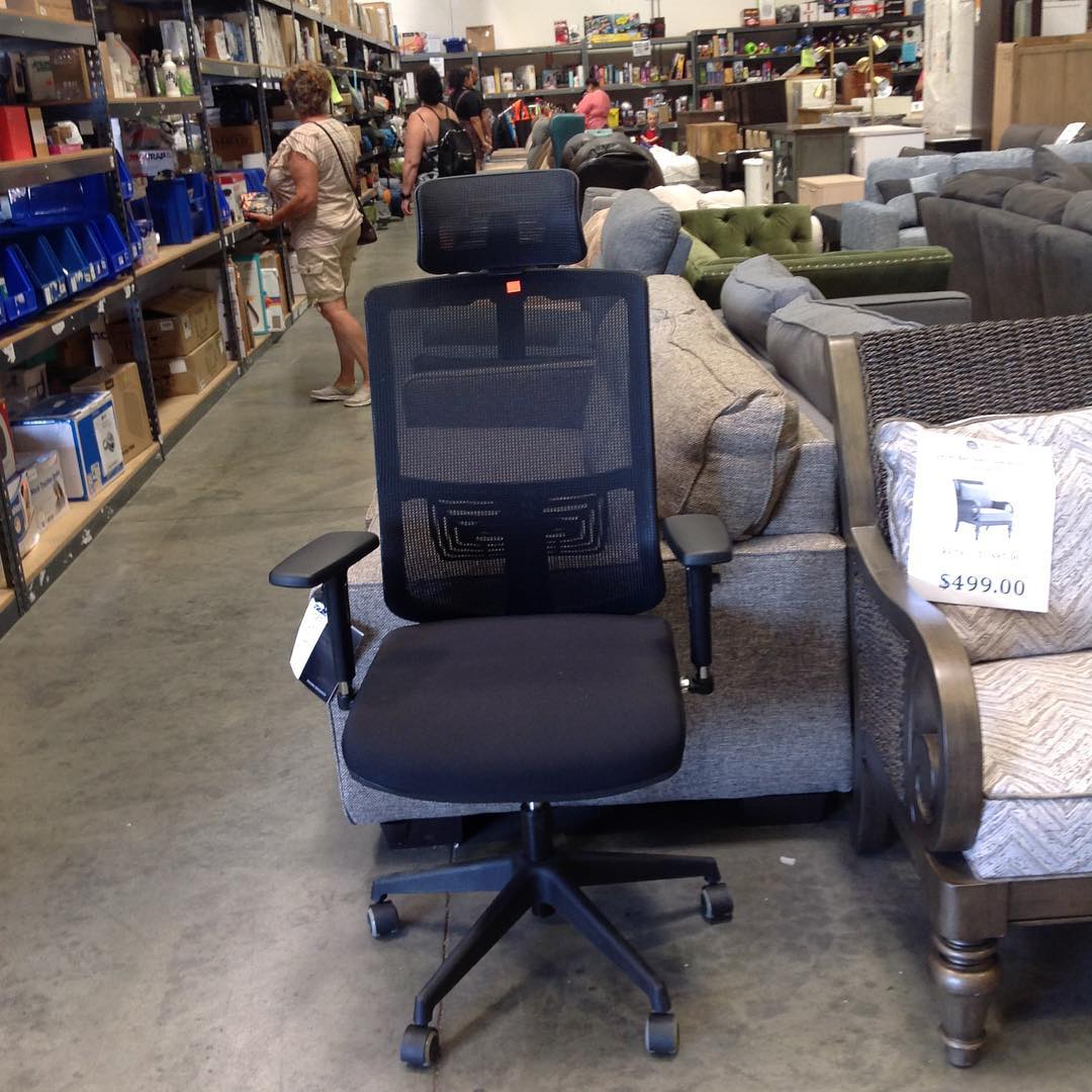 4080 Off Retail And Online Bulldog Liquidators PA United States