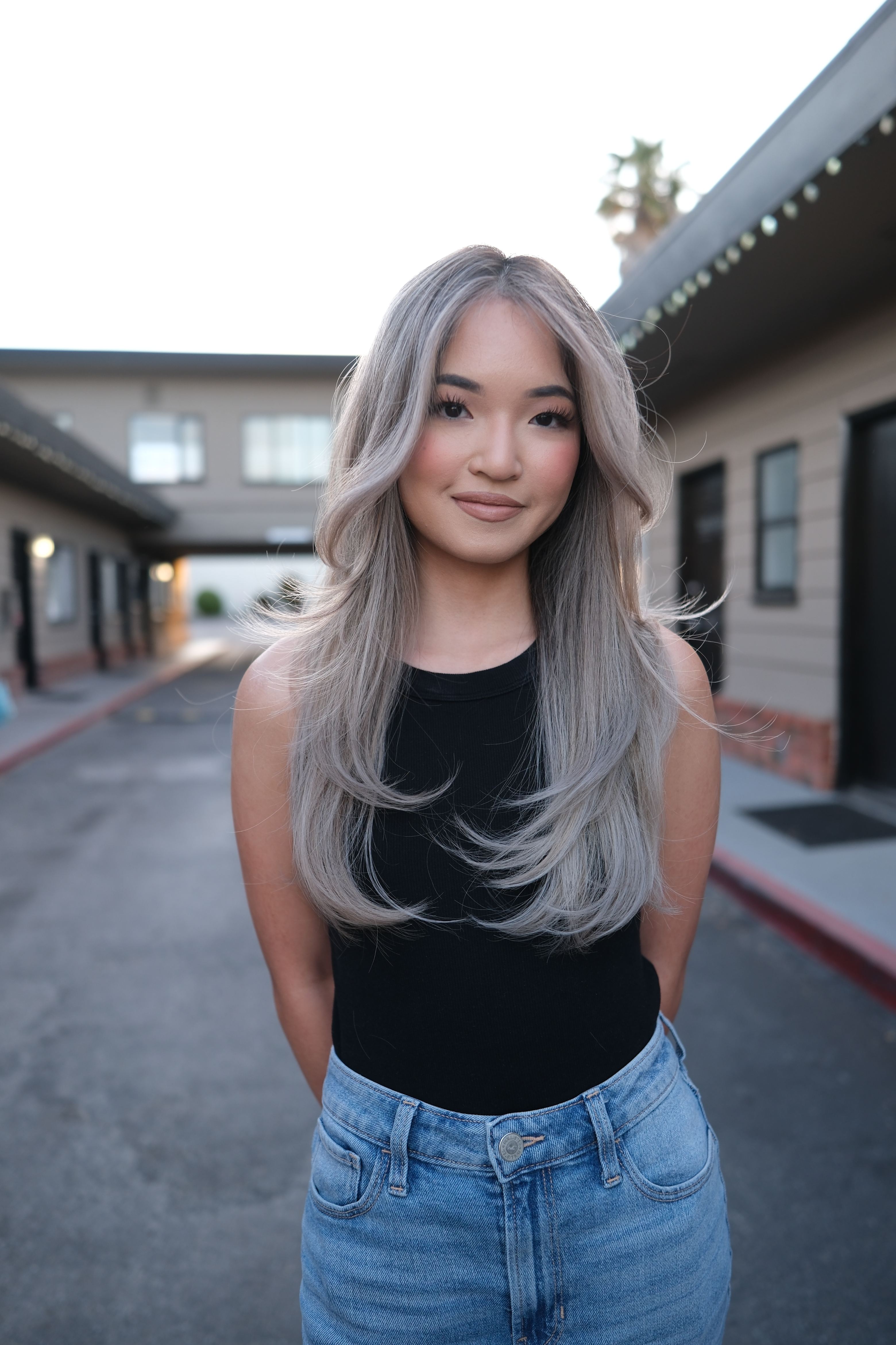 Impact EDU Tour — Jennifer Slim chairside with stylists