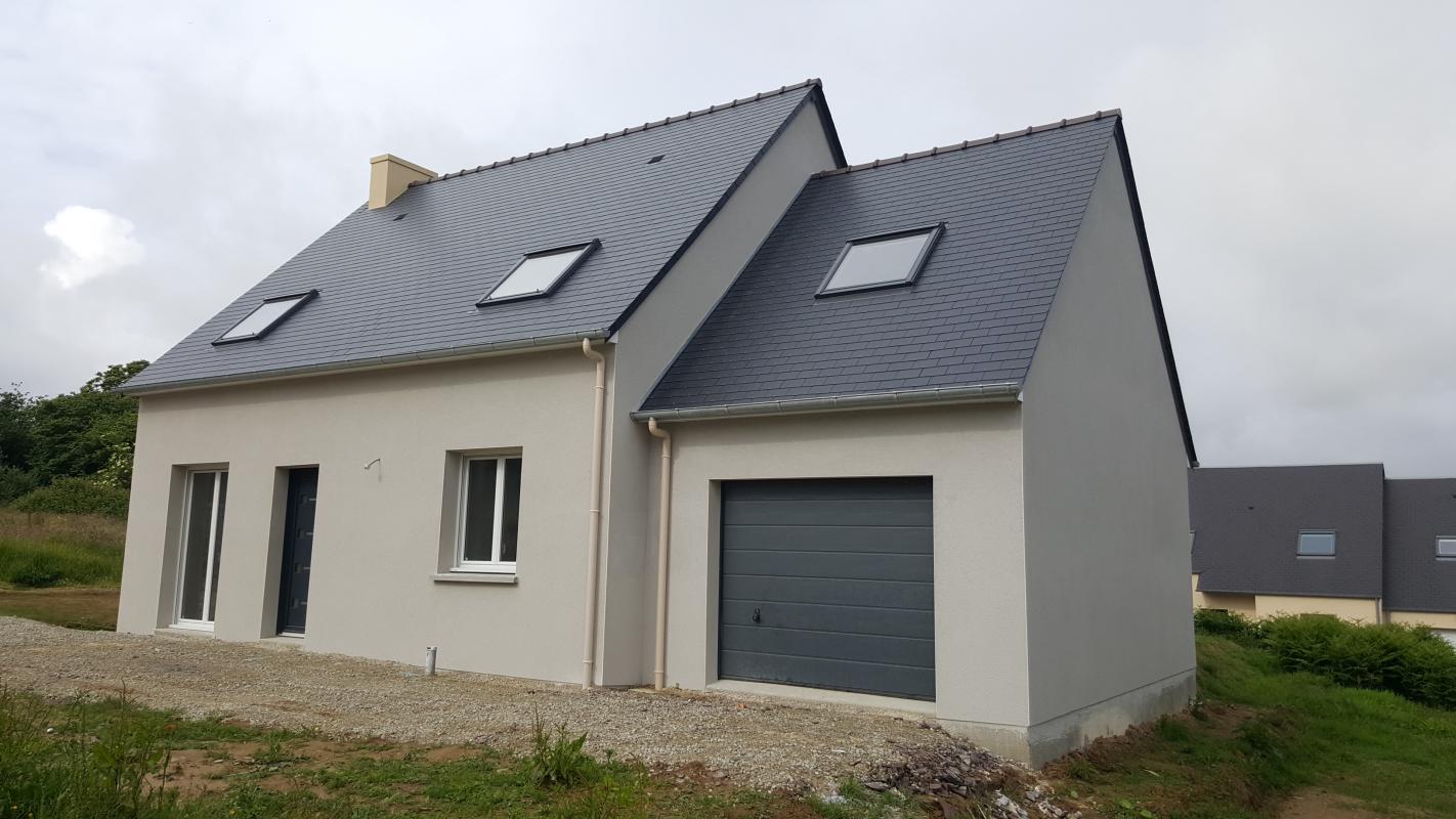 Maison traditionnelle 4 chambres à 10min des PIEUX