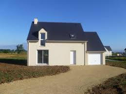MAISON 3 CHAMBRES AVEC GARAGE  A LE FOLGOET