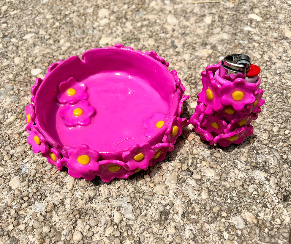 Thumbnail: Pink flower smoke set