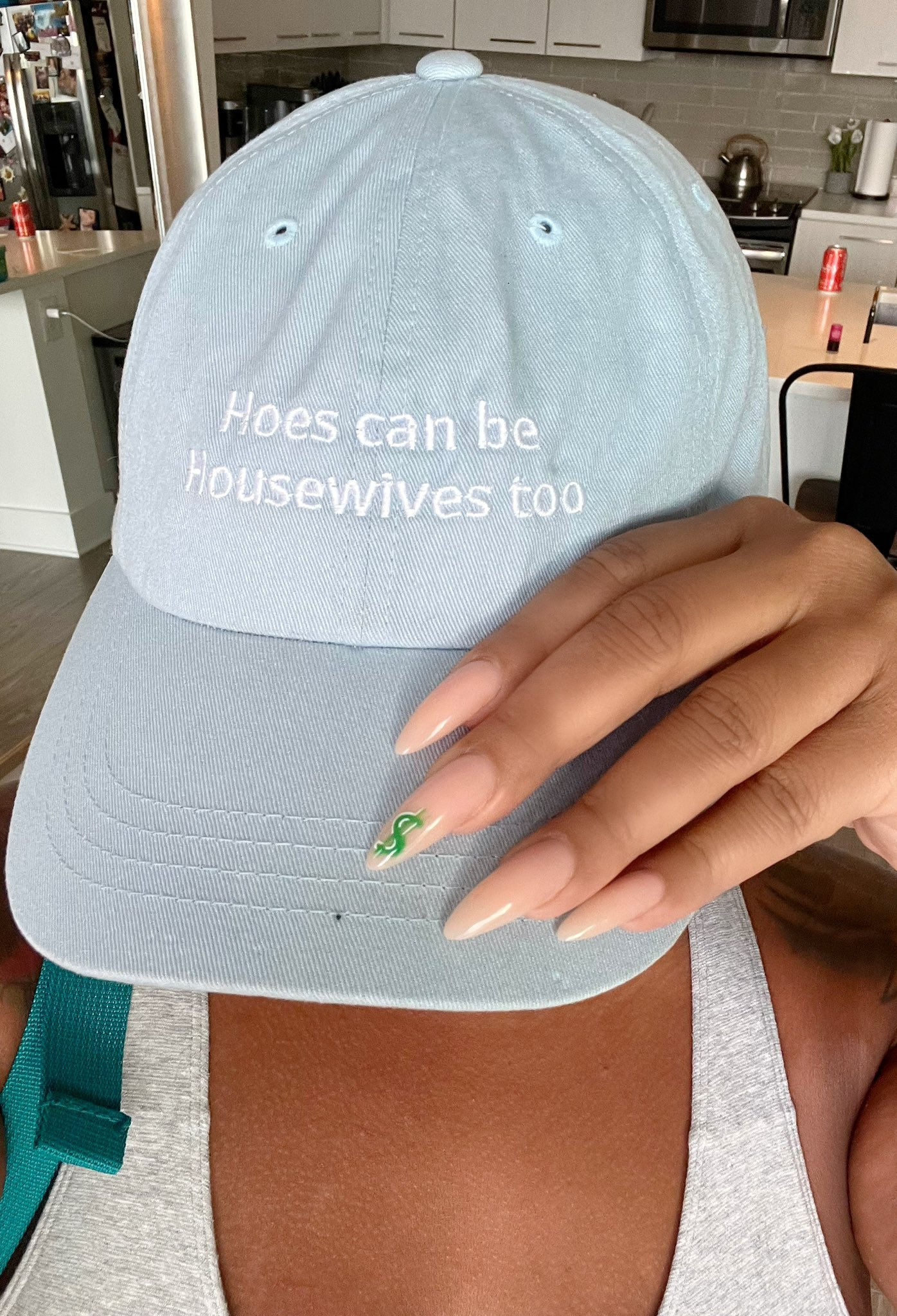 Hoe$ can be housewives too