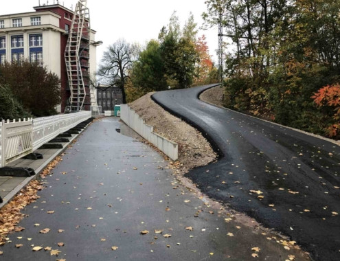 Rampe ans Gleis aus südlicher Richtung im Bereich der EÜ Reichenhainer Straße Widerlager Achse 20