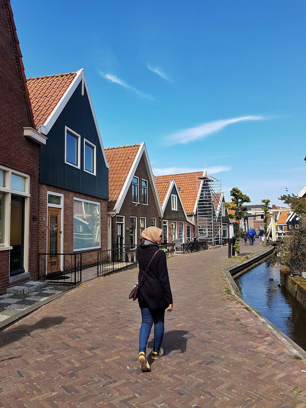 Volendam Neighborhood