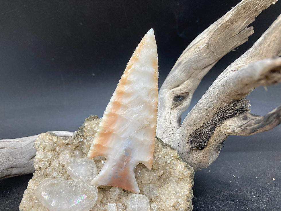 P-209... Agatized Coral, Hardin style, 3 1/4 inches in length.