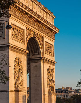 Arch de Triomphe_edited.jpg