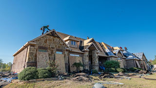 9 Roof Hail Damage Signs Homeowners Can Spot From the Ground: Granbury to Weatherford