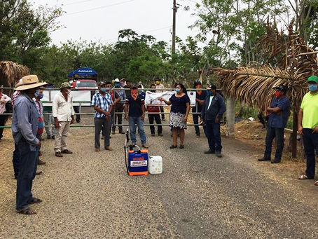 Entregan apoyos para prevenir el Covid 19 en comunidades del Municipio de Minatitlán
