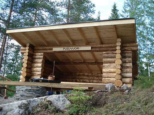 Pari-Tuote_Hirsirakentaminen_1.jpg