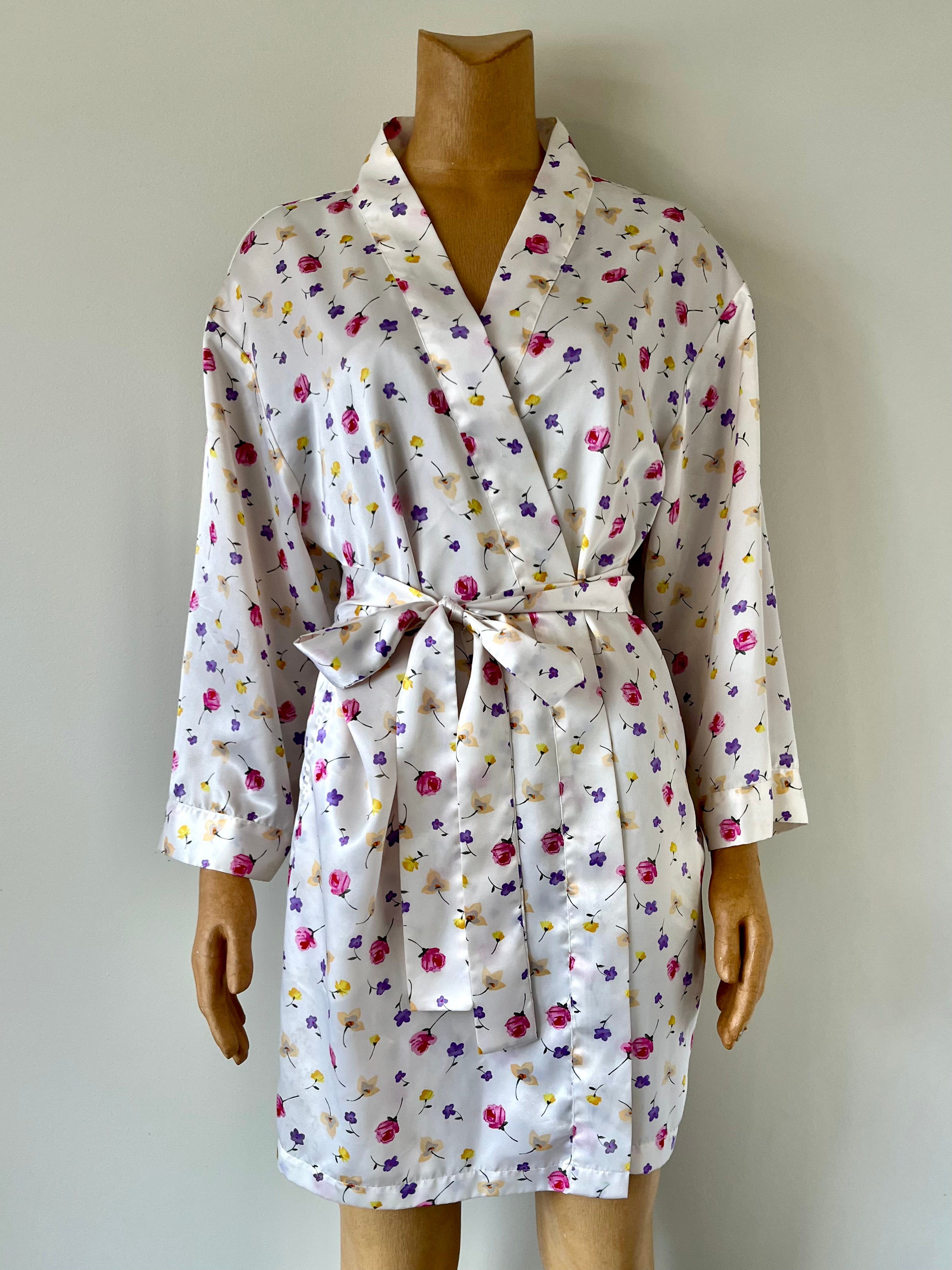 Vintage Floral Robe