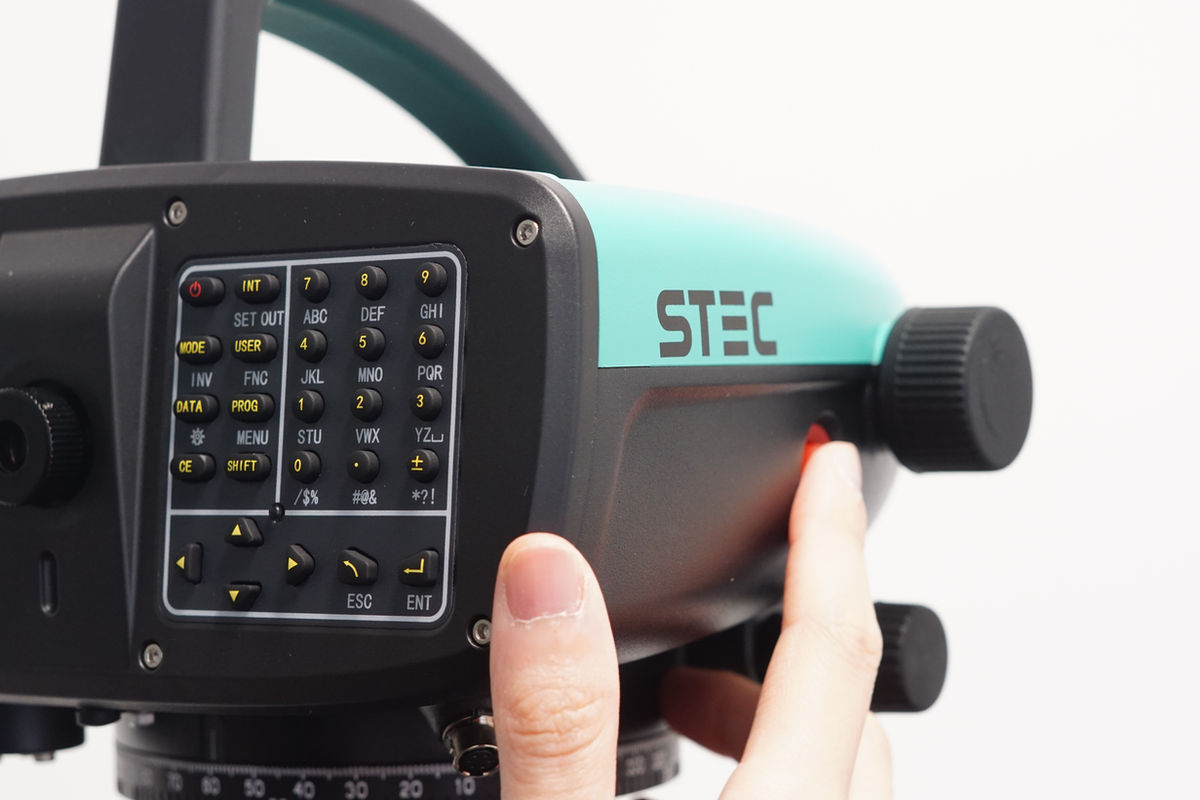 DLS-03: Ergonomic Design
