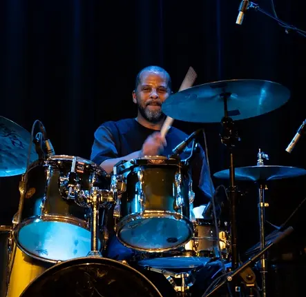 Photo of Lil John Roberts playing drums
