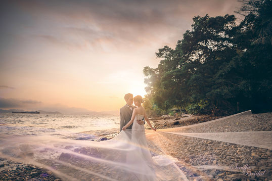 Photography by Alex Leung. Sevilla Bridal Prewedding Package.