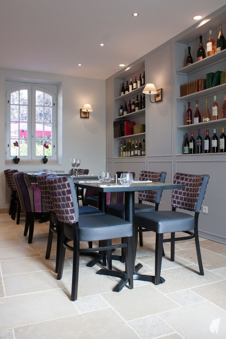 Agencement et décoration de restaurant à Annecy par l'architecte d'intérieur Coralie Vasseur : mobilier pour restaurant
