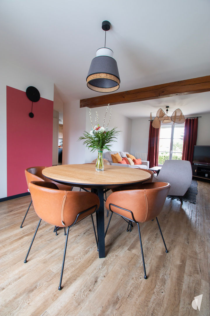 Rénovation du rez-de-chaussée de la maison dans une ambiance moderne japonisante, par l'architecte d'intérieur Coralie Vasseur à Chambéry : salle à manger chaleureuse