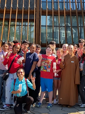Middle School Students Visit Fo Guang Shan Buddhist Temple, North Carolina, to Explore Buddhist Culture and Chan Art