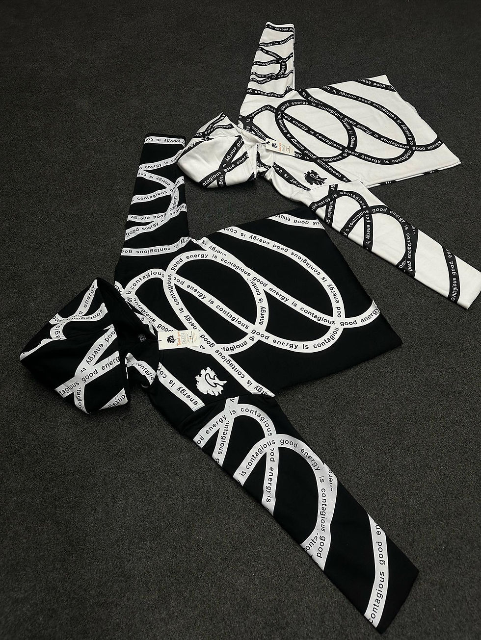Thumbnail: FAMUCHI THREADS CROPPED HOODIE