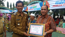 ARIA TERIMA PENGHARGAAN KESEHATAN