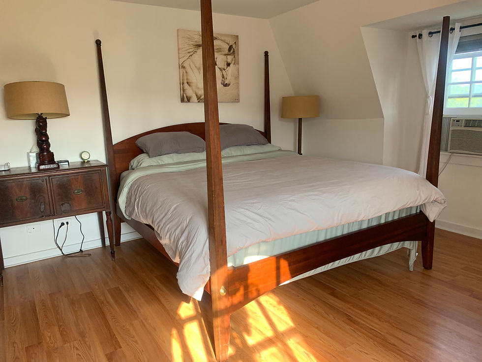 bedroom bed