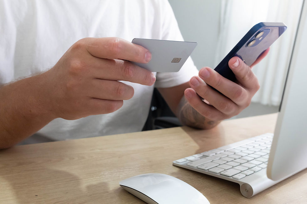 Cartão de crédito consignado (RMC): como funciona e como cancelar