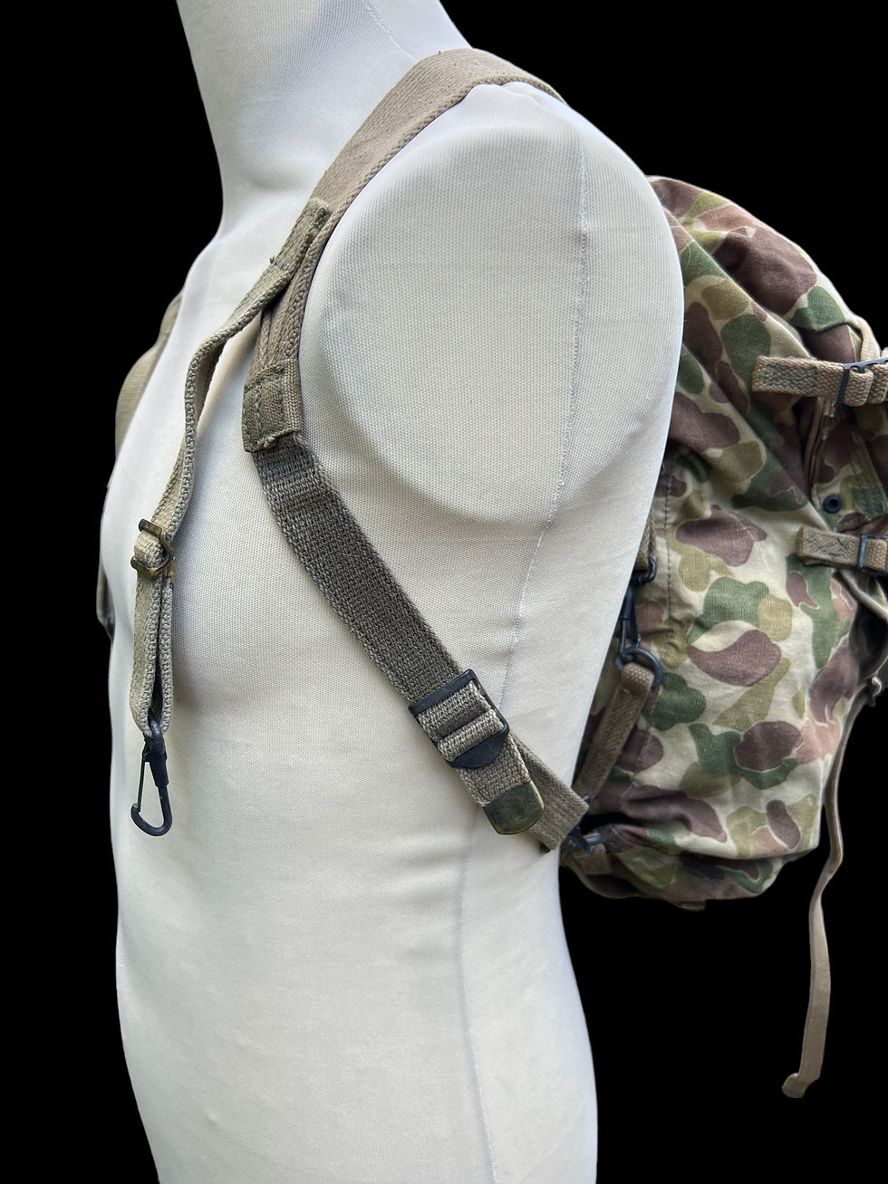 Thumbnail: Original WWII USMC M1941 Frogskin Jungle Pack – 1943 Dated